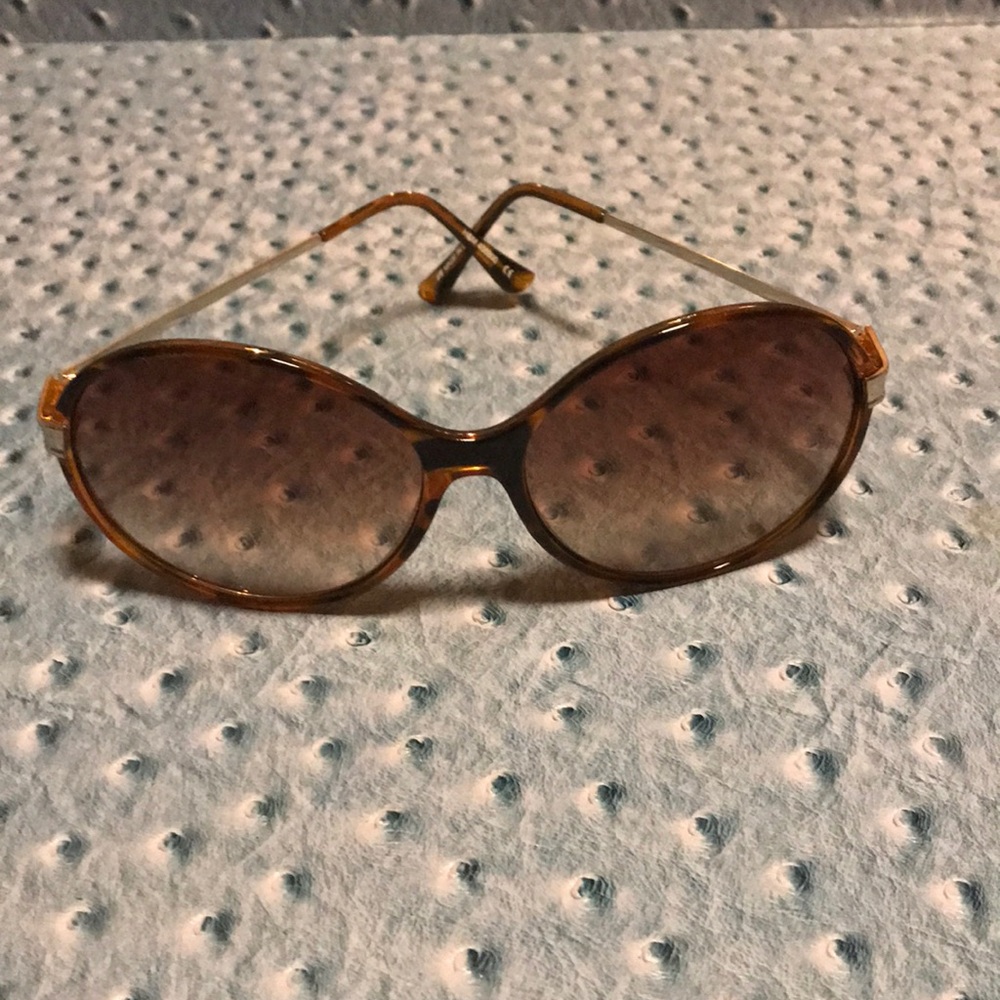 Tortoiseshell Round Frame Sunglasses